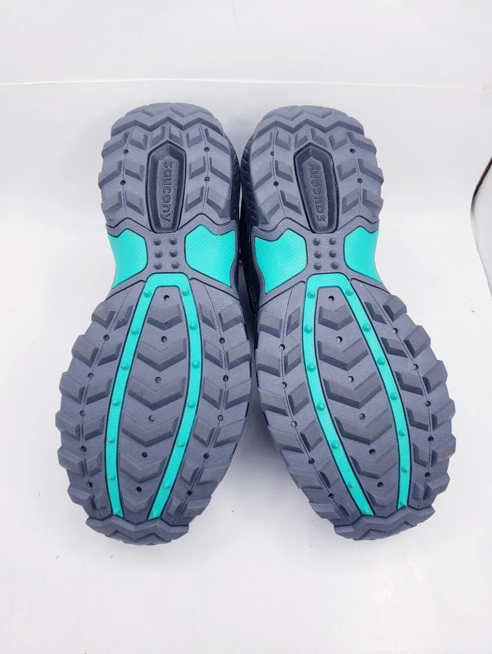 Saucony Black Excursion TR 15 Trail Running Shoes Sneakers Women's Size 10 Wide
